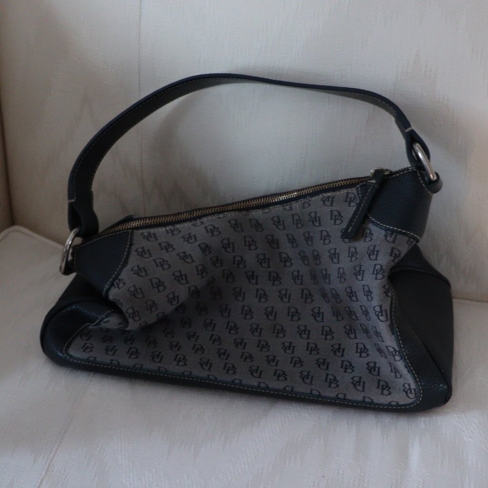 Vintage Dooney & Bourke Handbag/Shoulder Bag